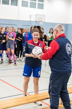 Bild 27 - Loewinnen Cup B-Juniorinnen